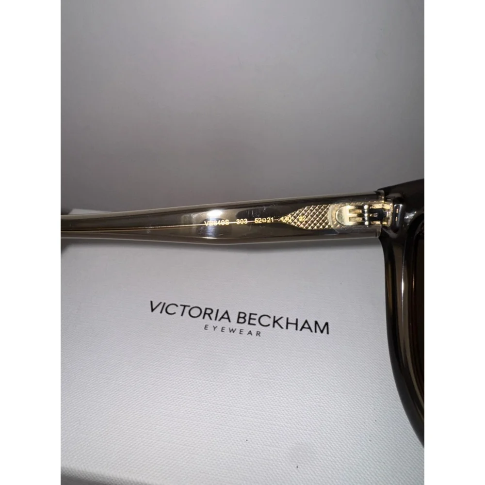 NWT Victoria Beckham Brown Gradient Sunglasses Designer Chic Minimal Luxury